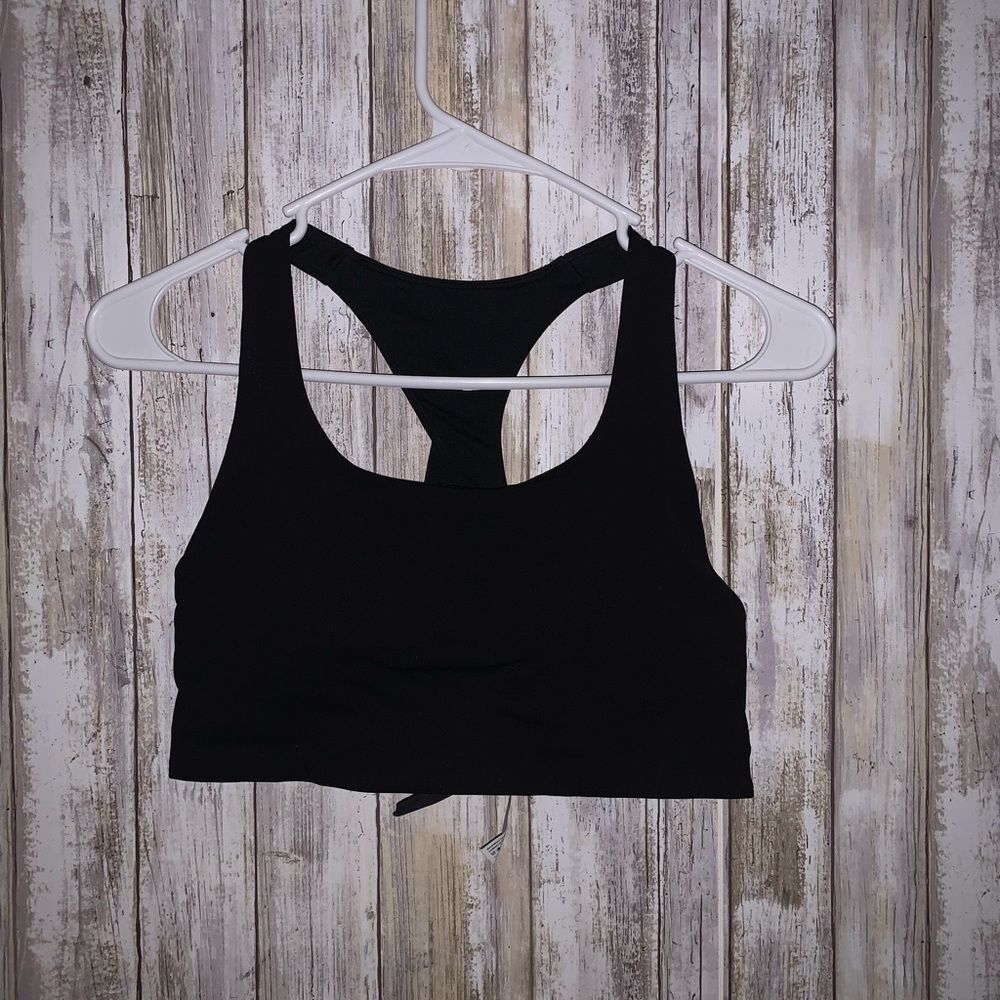 lululemon invigorate high support sport bra size 6 black
